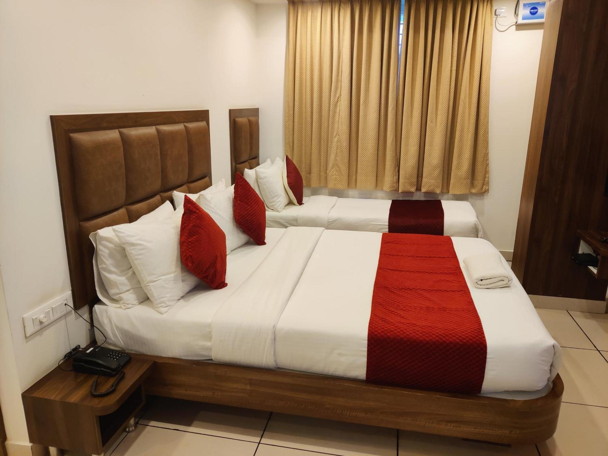 Relax Inn Dod Jala Ngoại thất bức ảnh