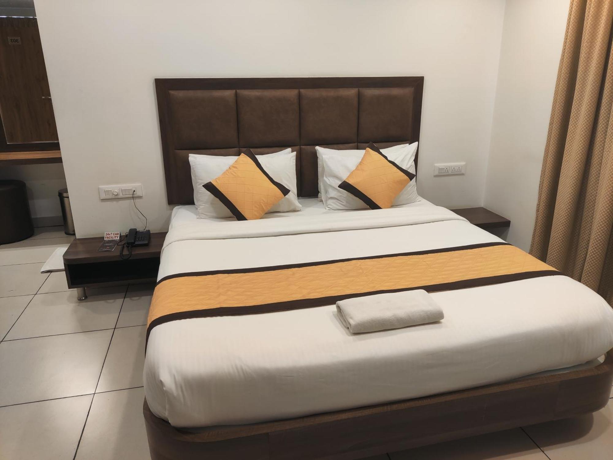Relax Inn Dod Jala Phòng bức ảnh